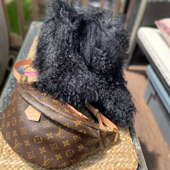 RARE!! UGG CLASSIC FLUFF MOMMA MONGOLIAN BLACK BOOTS US 8 /EU 39 / UK 6.5 - Picture 2 of 10